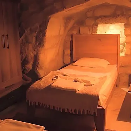 Otel Feris Cave