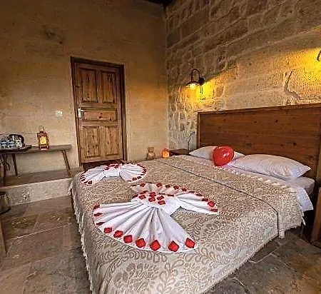Feris Cave Otel